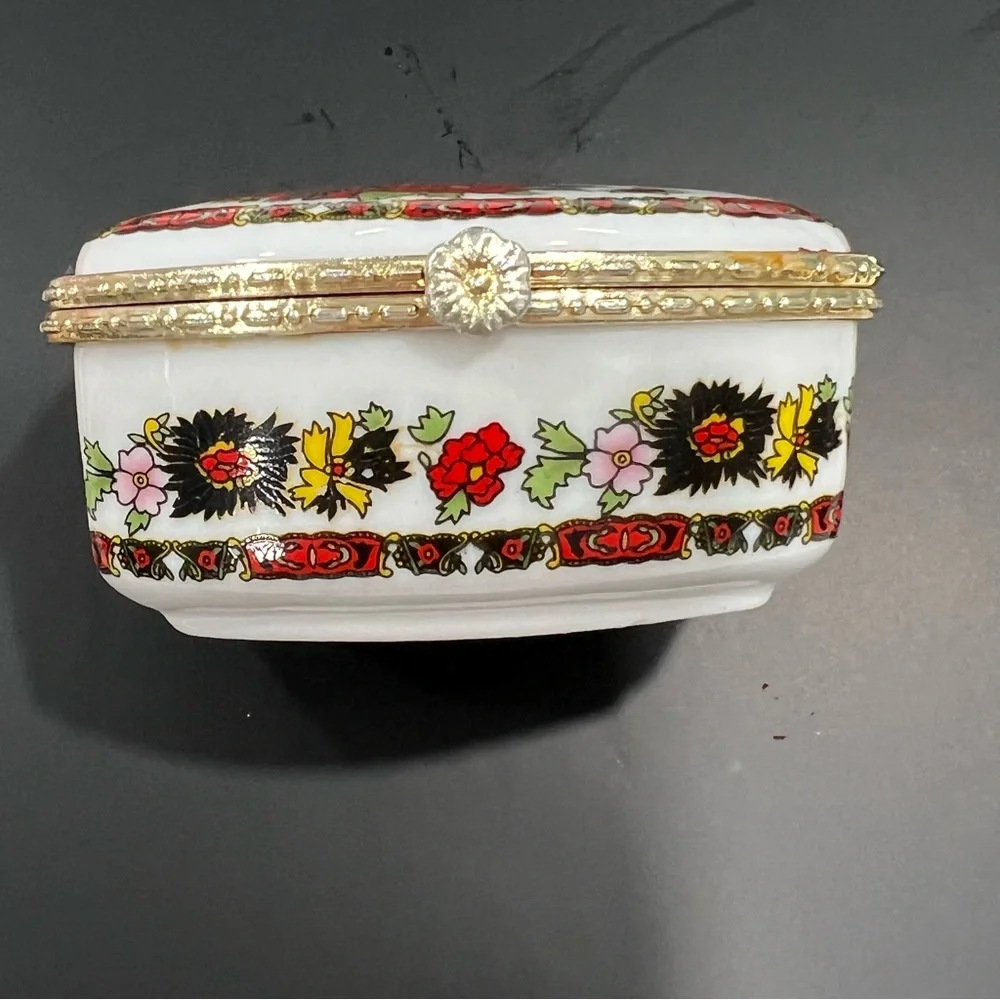 N/A elegant floral